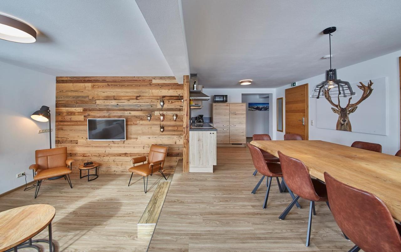Glemm Lodge Apartments - Joker Card Im Sommer Inklusive Saalbach-Hinterglemm Bagian luar foto