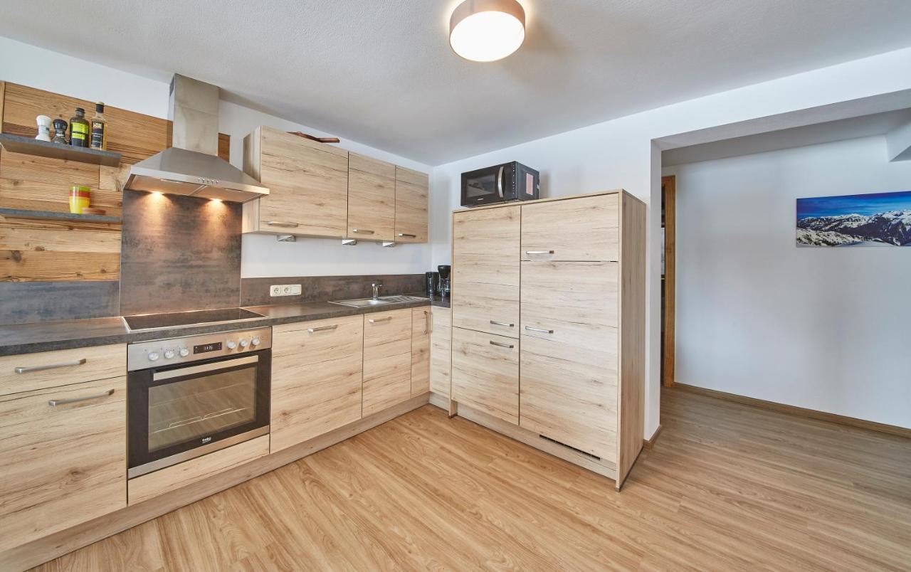 Glemm Lodge Apartments - Joker Card Im Sommer Inklusive Saalbach-Hinterglemm Bagian luar foto