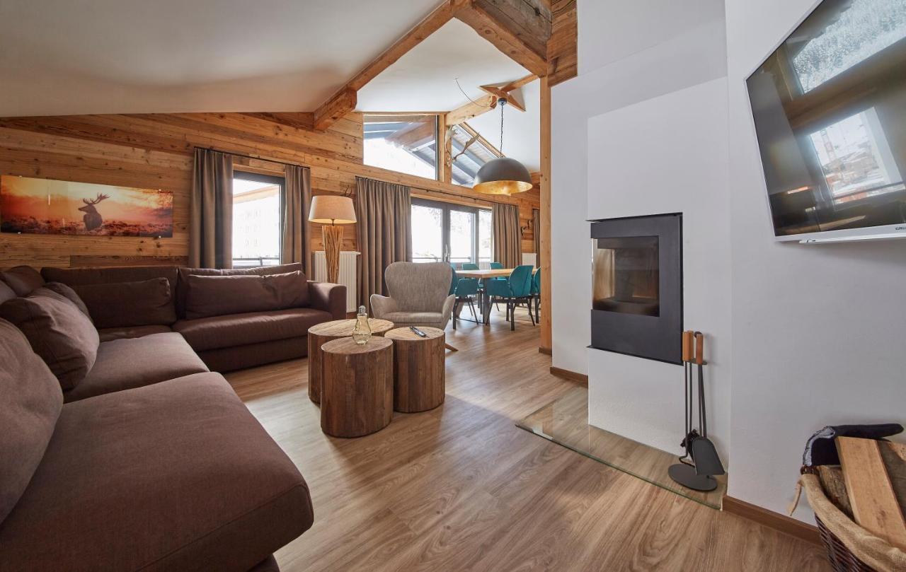 Glemm Lodge Apartments - Joker Card Im Sommer Inklusive Saalbach-Hinterglemm Bagian luar foto
