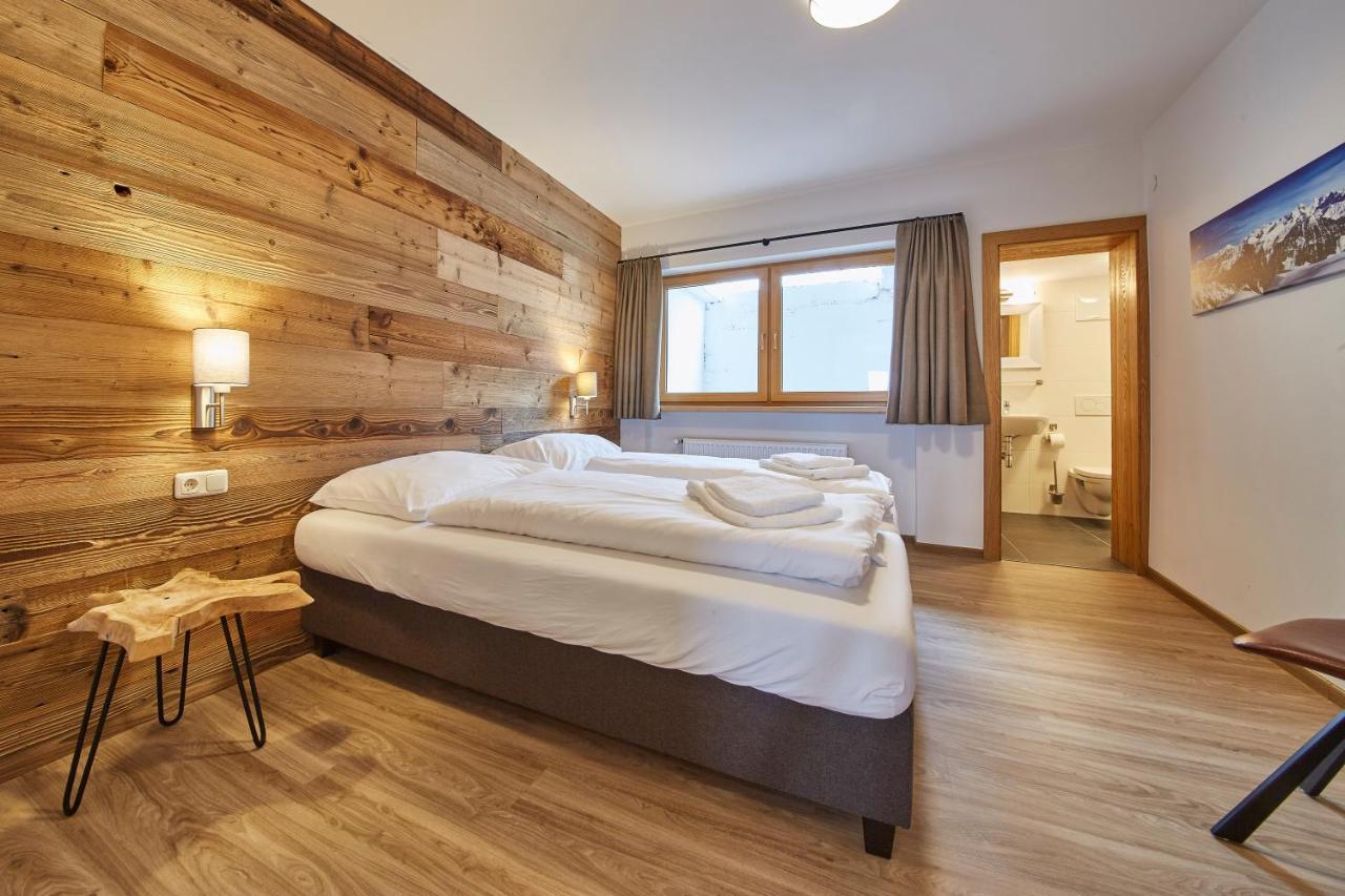 Glemm Lodge Apartments - Joker Card Im Sommer Inklusive Saalbach-Hinterglemm Bagian luar foto