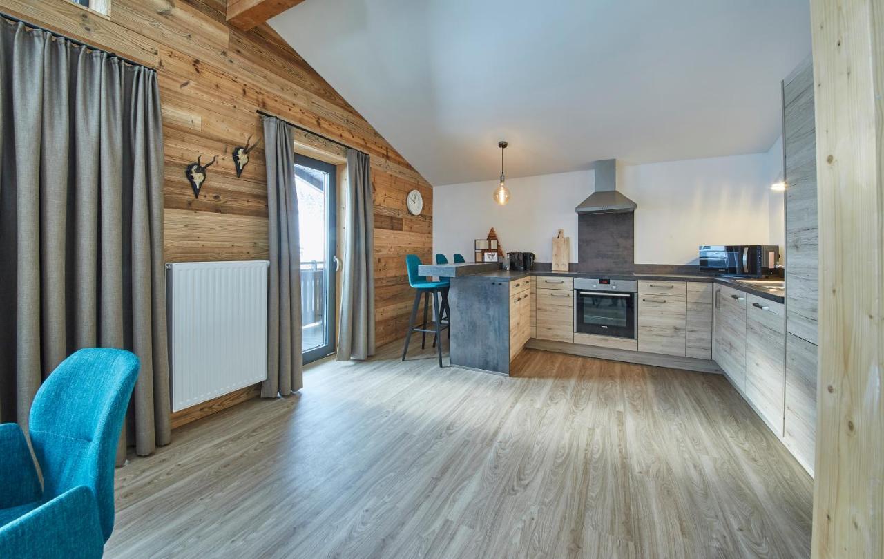 Glemm Lodge Apartments - Joker Card Im Sommer Inklusive Saalbach-Hinterglemm Bagian luar foto